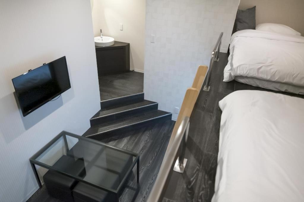 Grand Cave Motomachi Hotel Yokohama  Exterior photo